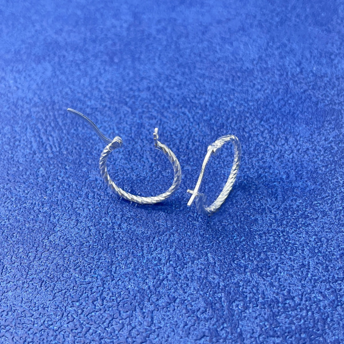 6de09eba-0cbb-49a7-a4f6-21414b6f1ad9-Max