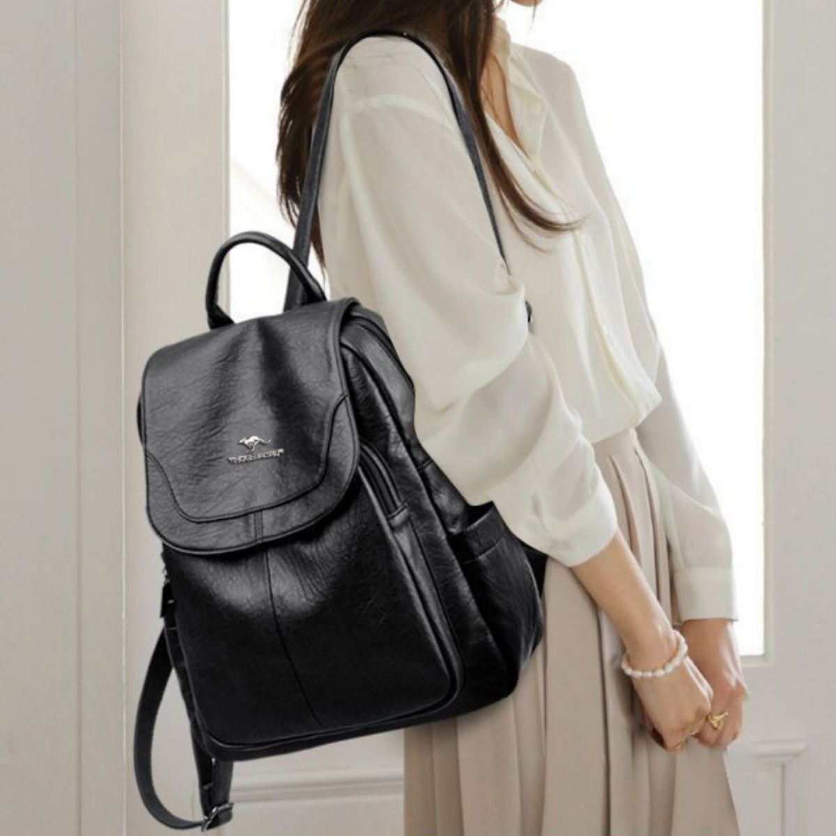 7f0db28d-cc2e-4b88-8197-2437a4a43f7f-Max